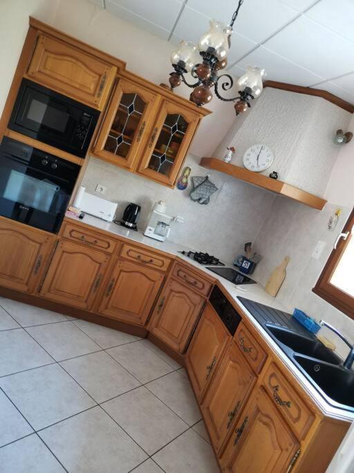 Maison De Campagne Avec Lac Prive Villa Saint-Côme-dʼOlt Buitenkant foto